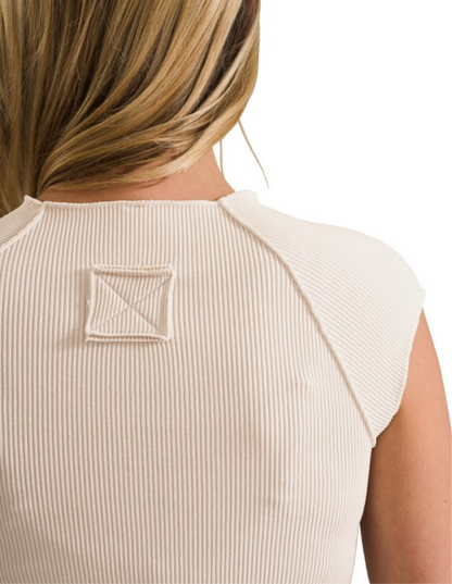 Ribbed Fitted T-shirt